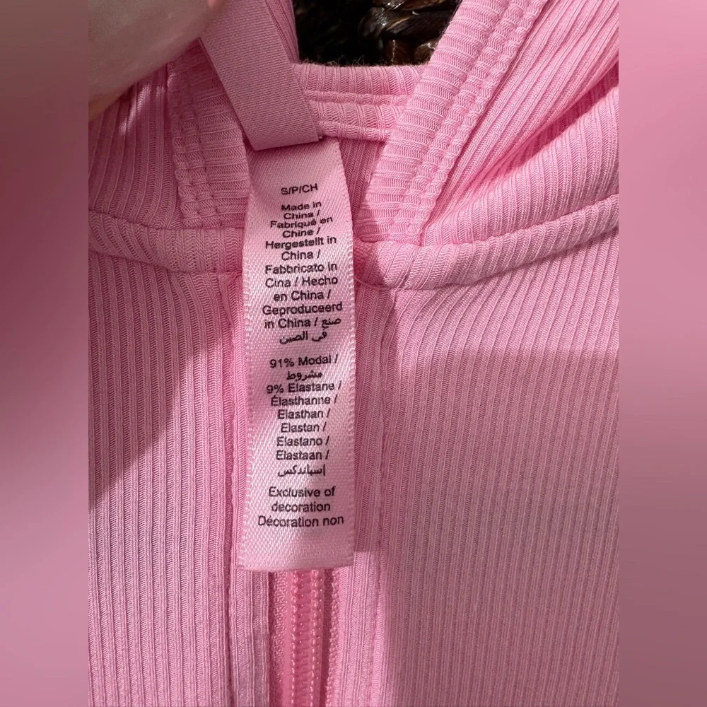 NEW SKIMS SMALL BUBBLE GUM Pink Zip-Up Hoodie